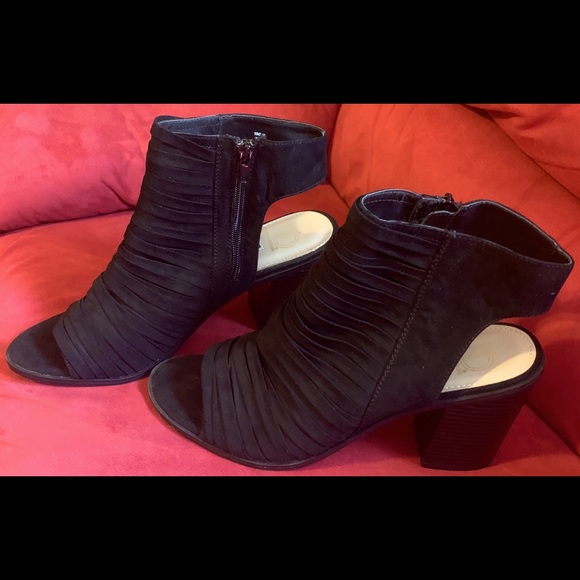 New Directions Dress Sandals 3.5" Heel Like New - Picture 1 of 4